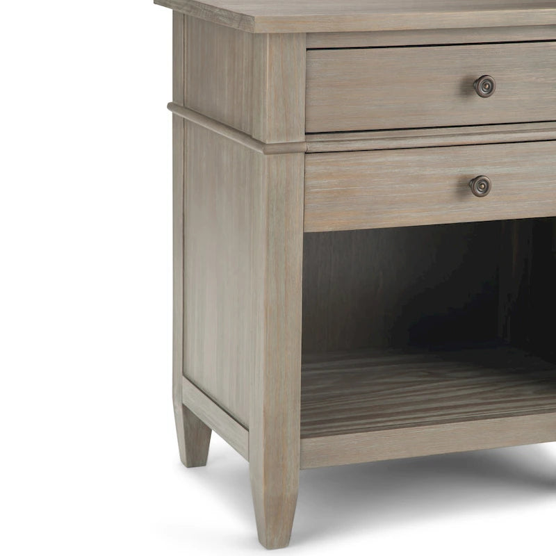 Mesa de noche de madera maciza Sterling de 24 pulgadas de ancho