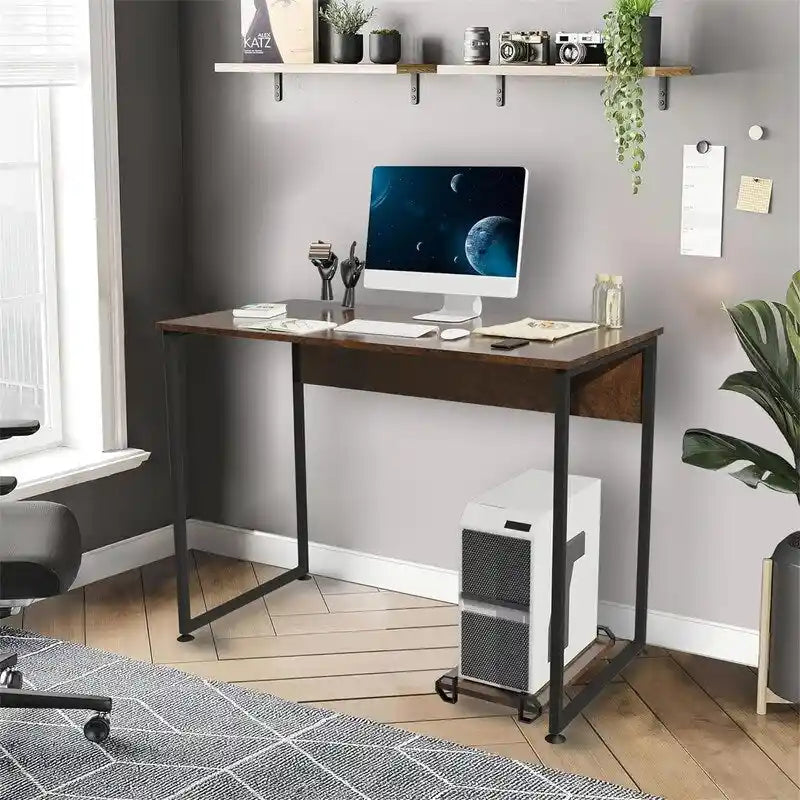Escritorio pequeño de estilo moderno y sencillo