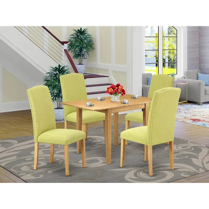 Mesa de comedor rectangular con sillas de tela de lino Limelight, roble