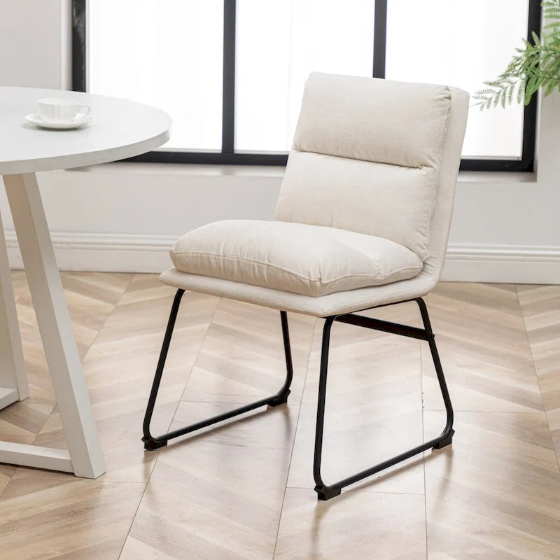 Mesa de comedor redonda Innes con caballete